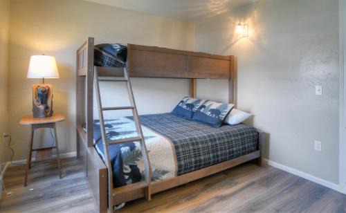 Creede House | Snowshoe Cabin in Creede CO