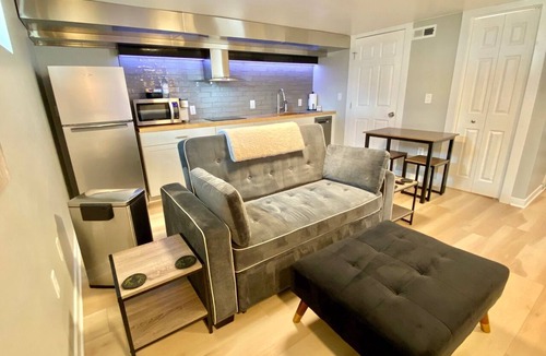 Cheyenne Apartment | Snuggle into Sweet Seclusion