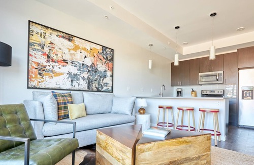 University Park Apartment | Sonder at University Park | One-Bedroom Apartment