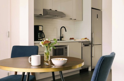 West End Apartment | Sonder by Marriott Bonvoy Revival Apartments English Bay