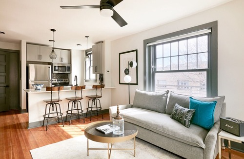 Uptown Apartment | Sonder | The Essex | Elegant 1BR + Sofa Bed