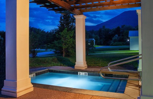 Manchester Hotel | Soothing Retreat with Spa, Pool, and Scenic Vermont Vibes