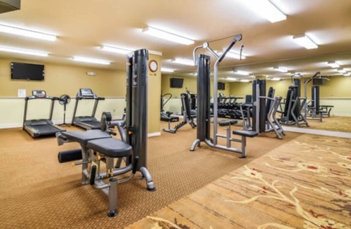 Lincoln Cabin | Southern mountain resort