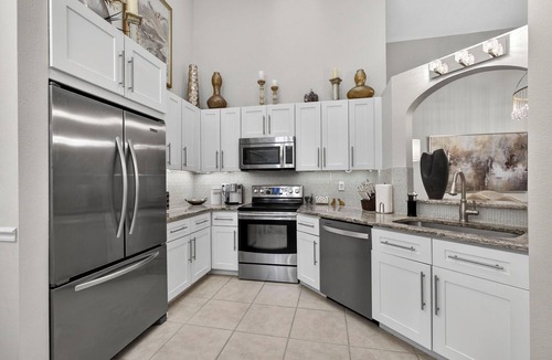 Hunt Club Villa | Spacious 2-bedroom Villa in PGA National Golf Community-Available up to 2 Months
