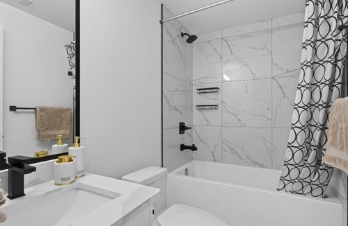 Southwest Edmonton Apartment | # Spacious 2-Bedroom in Southwest Edmonton, Canada