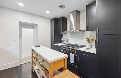 Downtown Hollywood House | Spacious 4-Bed Oasis w/Pool & Guest House!