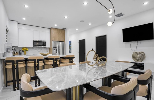 Buena Vista House | Spacious 4-bedroom house in nice Midtown Miami with AC