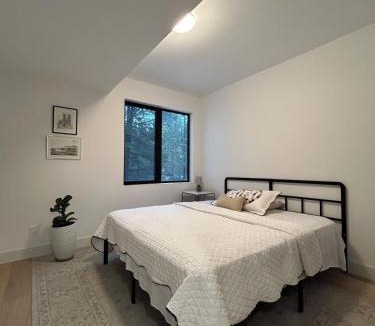 Grand Forks House | Spacious 4-bedroom Luxury Retreat