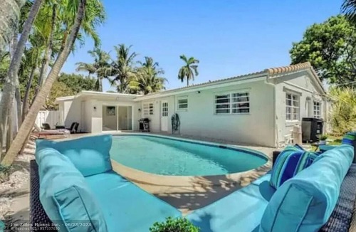 Lighthouse Point House | Spacious 5BR home Retreat w/Private Pool – Family-Friendly & Close to Beaches