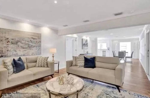 Lighthouse Point House | Spacious 5BR home Retreat w/Private Pool – Family-Friendly & Close to Beaches
