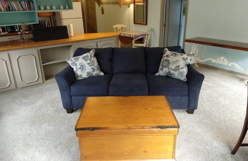 Orrington Apartment | Spacious and Clean Nest 2 Bedroom Apartment