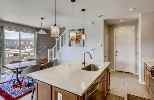 Aurora House | Spacious and modern Central Park Denver Home