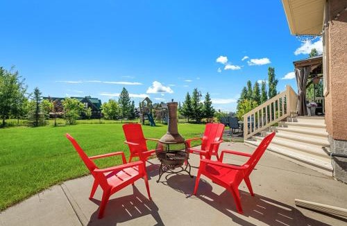 Okotoks House | Spacious Basement Suite Ideal for Families