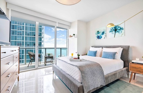 Downtown Miami Apartment | Spacious Brickell Suite with Dedicated Workspace