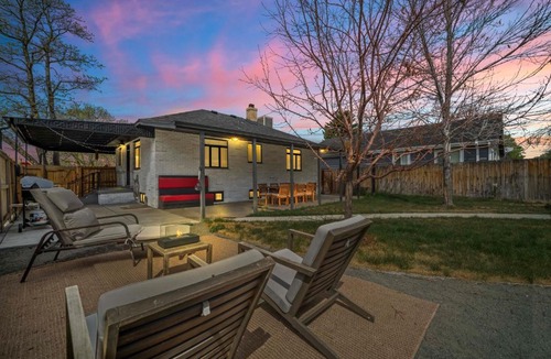 Washington Virginia Vale House | Spacious Home for 7 with BBQ and Fenced Yard