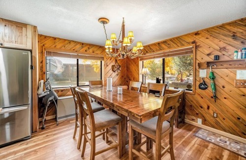 South Fork House | Spacious home with hot tub, gas grill, fireplace, & washer/dryer