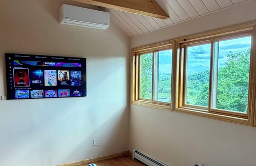 Moultonborough House | Spacious Lakes Region Retreat : Hot Tub, Game Room, EV charger & Sleeps 10