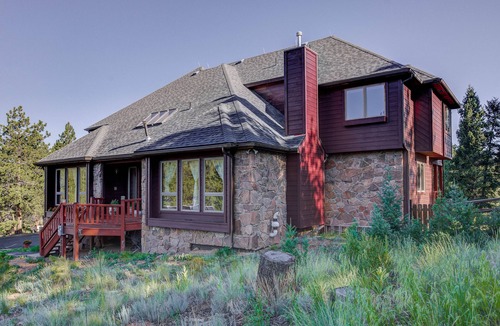 Pine House | Spacious mountain home