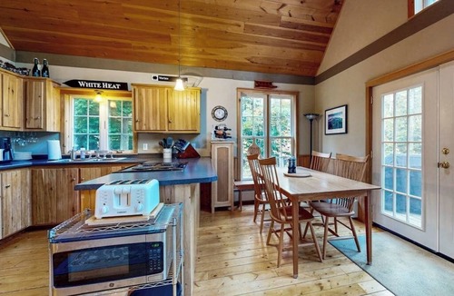 Bethel House | Spacious mountain house with a cozy fireplace, game room, and large deck