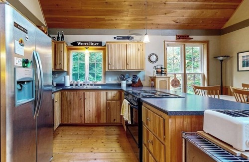 Bethel House | Spacious mountain house with a cozy fireplace, game room, and large deck