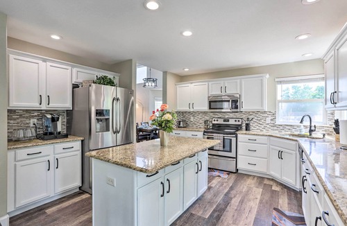 Thornton House | Spacious Parkview Home 12 Mi to Denver, Game Room