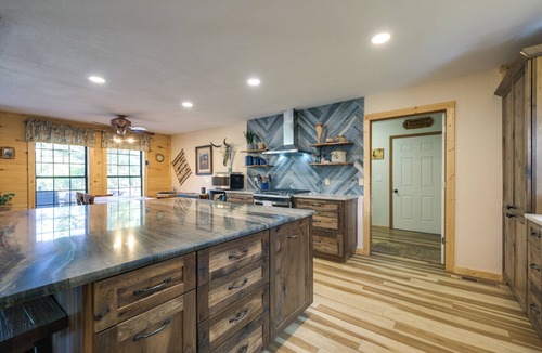 Pagosa Springs Cottage | Spacious & Quiet Pagosa Springs Cabin w/Deck!