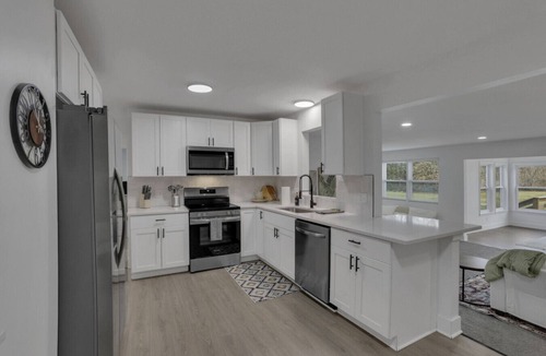Canal Winchester House | Spacious Ranch w/Workspace & Pet-Friendly Yard — Near Columbus/Canal Winchester