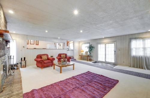 Bedford Apartment | Spacious Studio - 5 Mi to MGM Northfield Park!