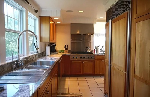 Madaket House | Spacious upside down style house in Madaket