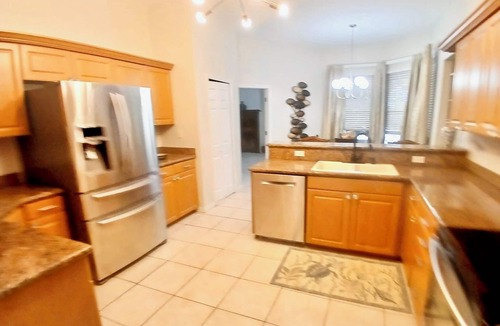 Fort Myers House | Spacious Waterfront 4BD/3BA in CC w/JAZCUZZI