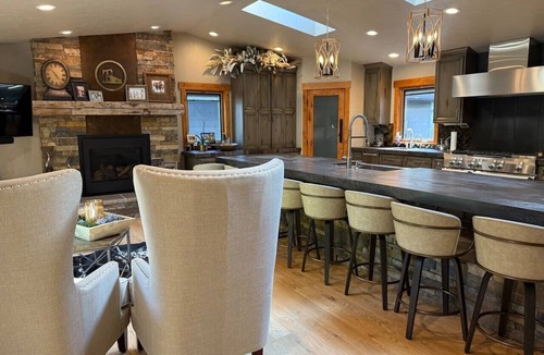 Rapid City House | Special: Riva Ridge Retreat w/Hot Tub
