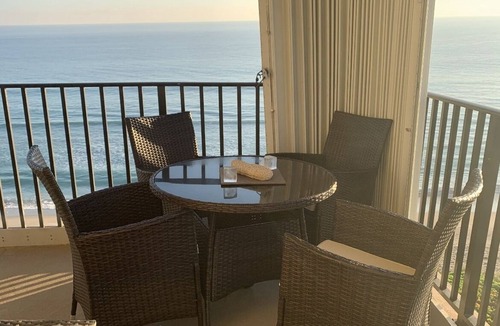 Hutchinson Island South Condo | Spectacular 7th floor condo on the beach, south east Corner unit