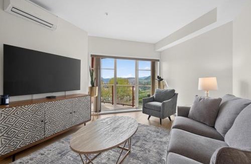 Central Okanagan House | Spectacular View 1 Bdrm in Amenity Filled Resort #202