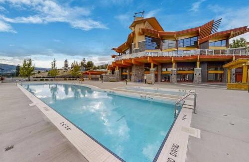 Central Okanagan House | Spectacular View 1 Bdrm in Amenity Filled Resort #202