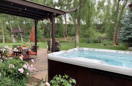 Basalt House | Spring Creek Home Near Aspen And Walking Distance to Whole Foods in Basalt