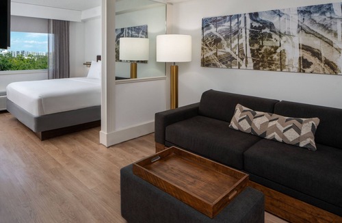 Dania Beach Hotel | SpringHill Suites Marriott Ft Lauderdale Airport/Cruise Port
