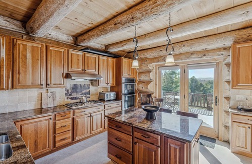 Hartland House | Spruce Moose Lodge, Custom Log Cabin with Hot Tub