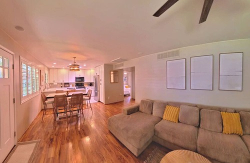 Almont House | St. George Digital Nomad Base w/Putting Green, Gym, Game Room & Outdoor Cinema