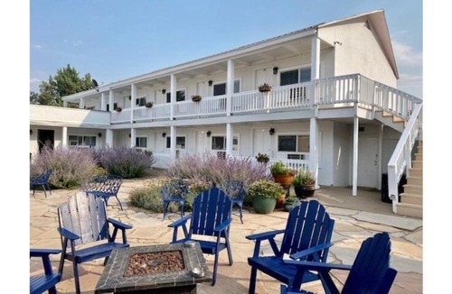 Cimarron Hotel | St James Family Suite 1