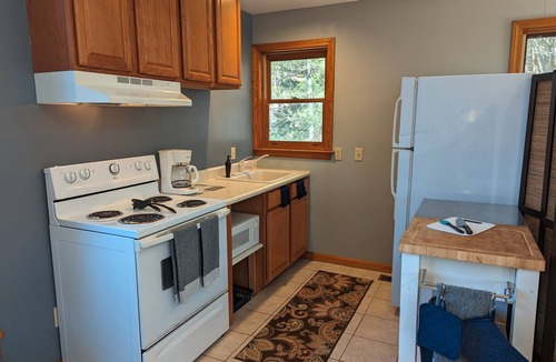 Underhill Apartment | Stargaze & Snuggle Studio Retreat Reconnect with Nature, Embrace Simplicity
