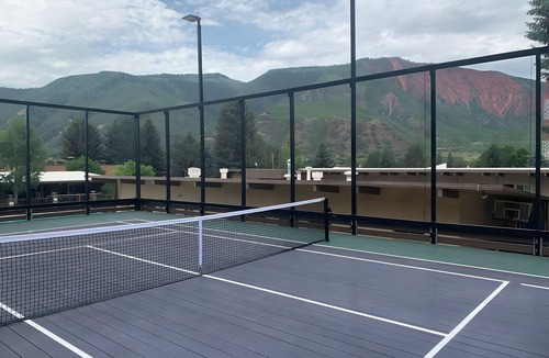 Glenwood Springs Hotel | Stay Near Iconic Hot Springs | Modern Haven w/Pools, Hot tub & Kids Amenities