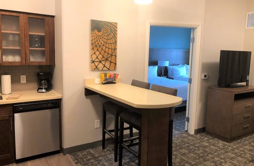 Vero Beach South Hotel | Staybridge Suites Vero Beach by IHG