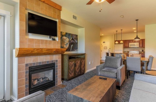 Steamboat Springs Resort | Steamboat Springs | Adventure Base Retreat | Pool + Hot Tub | 2BR