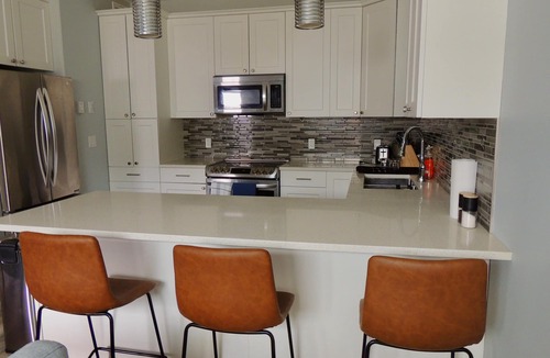 Whitehorse Apartment | Step to wilderness