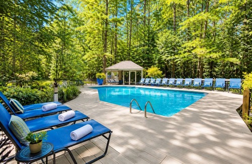 Gilford House | Steps to Lake Winni I Samoset Community l Sunrise & Sunset Views l Beach, Pool+