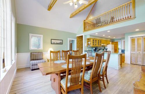 Moultonborough House | Stoneybrook Retreat Haven - The Carriage House