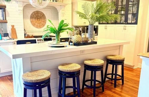 Jupiter House | Story Book Pool Home on lake! 3 bedrooms, loft, office and 3 baths