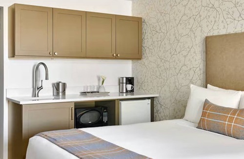 Aspen Hotel | Studio, Aspen, Pool, Hot tub, Ski-in/out Sleeps 4