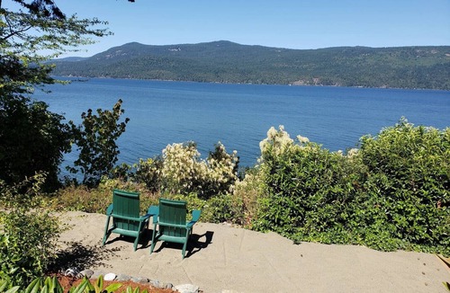Cowichan Bay Apartment | Studio by the Sea
