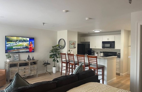 Gilford Condo | Studio, concerts, pool, close to everything!
